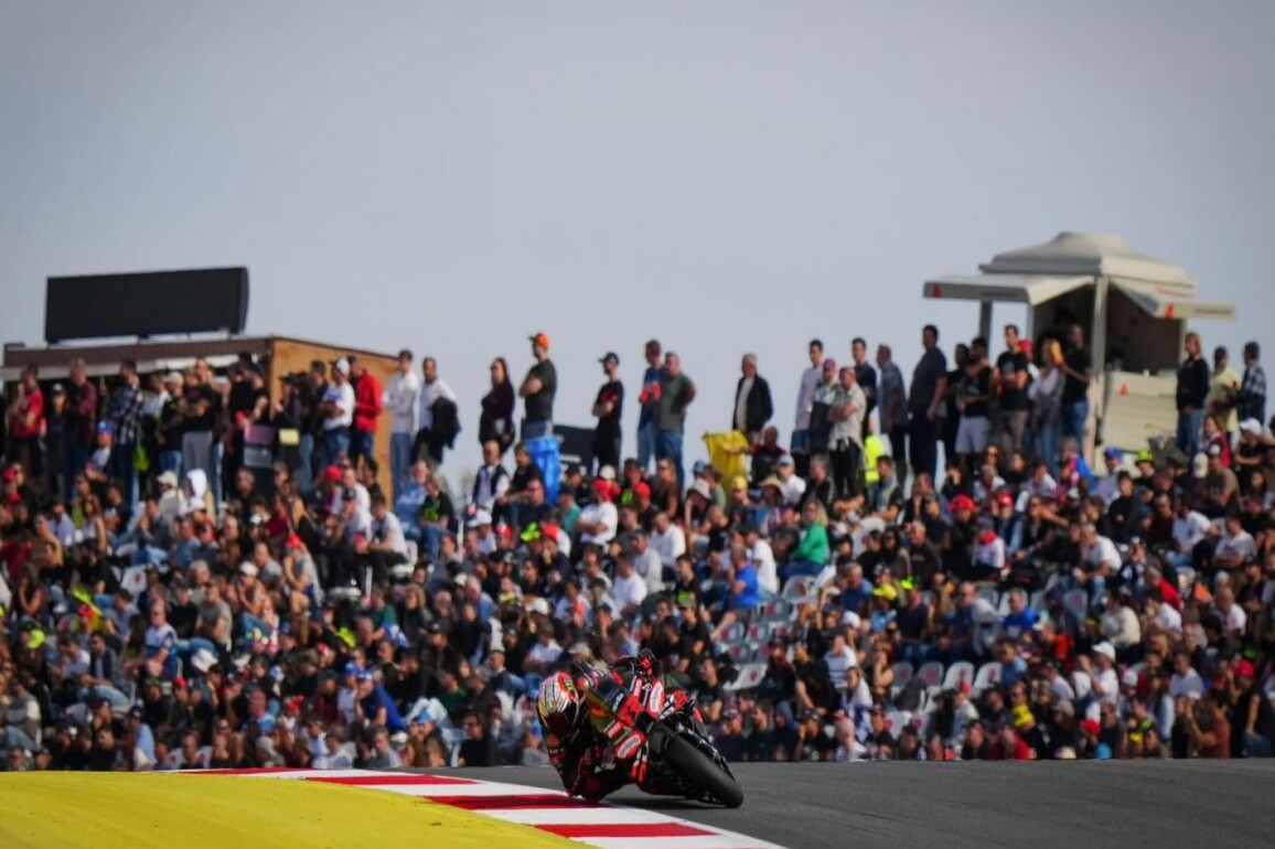 Bezzecchi pulls clear to beat Marquez and Acosta in Portimao