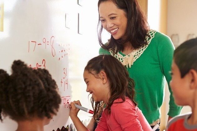 Tennessee school district sets standard for math, reading proficiency
