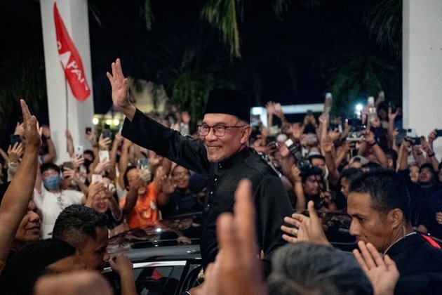 Malaysia&#039;s New Government Fraught with Thorny Divisions