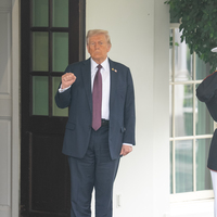 U.S.-WASHINGTON, D.C.-WHITE HOUSE-TRUMP-MOVIE TARIFFS