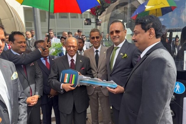 India hands over first batch of 10 electric buses to Mauritius under grant assistance