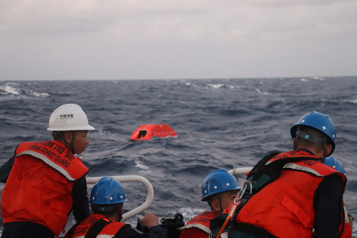 Update: China hands over 17 Filipino sailors from shipwreck to Philippines