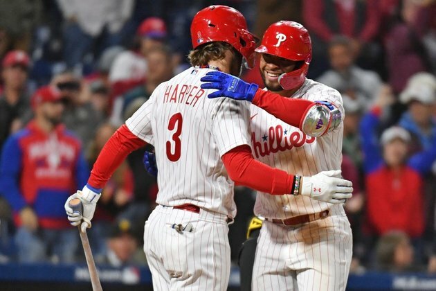 Phillies claw back from five down to best Pirates