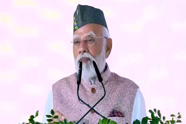 PM Modi takes stock of situation in wake of Delhi blast, speaks with Home Minister