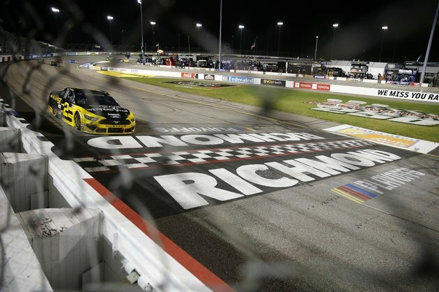 Auto Racing Glance