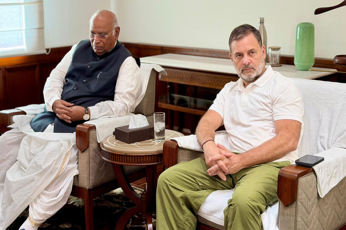 INDIA bloc leaders discuss floor strategy for second phase of Budget Session