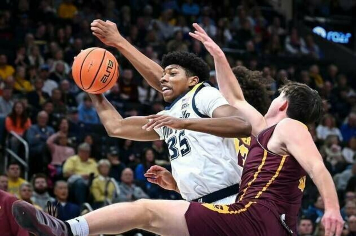 Familiarity all around as Marquette faces Oklahoma in Chicago