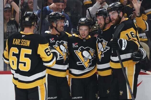 Arturs Silovs, Penguins blank Golden Knights