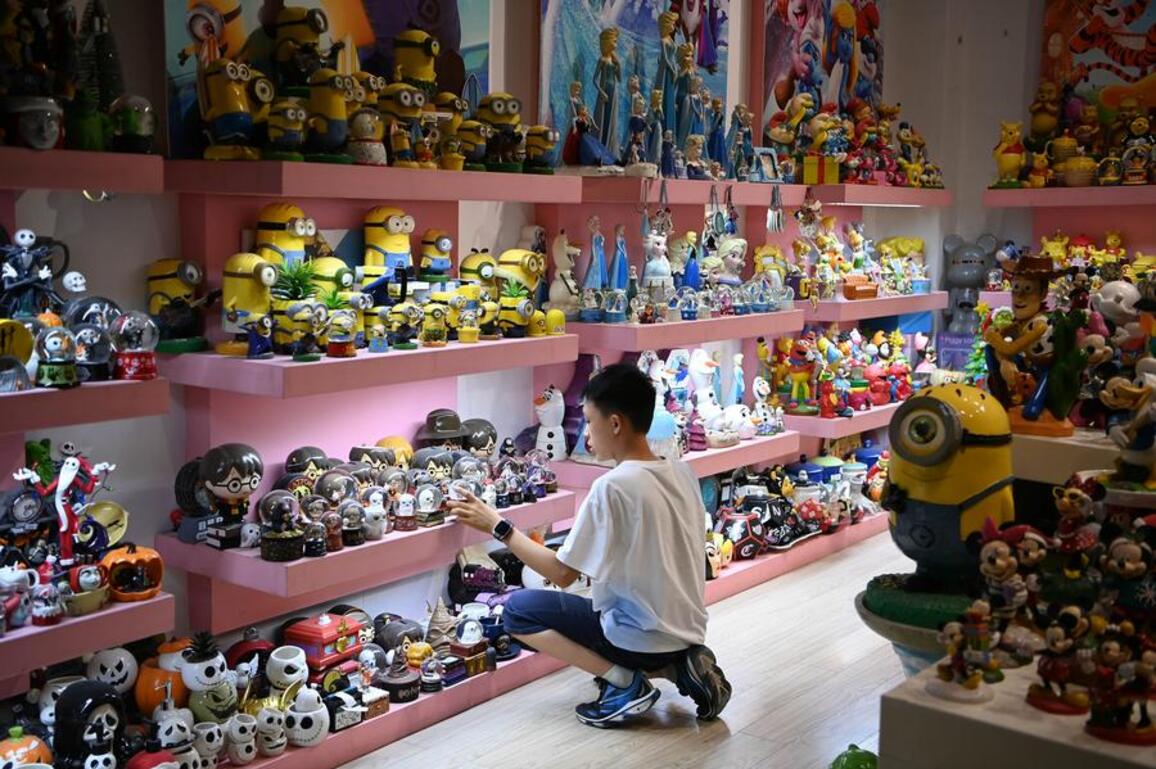 "Industrial tourism" reshapes manufacturing powerhouse in east China