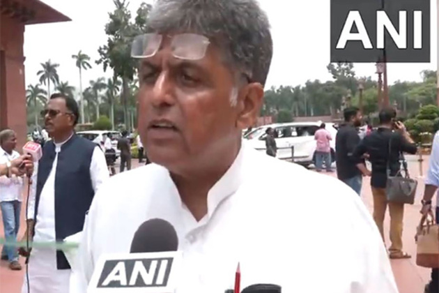 "Election Commission going against every convention": Congress MP Manish Tewari on SIR in Bihar
