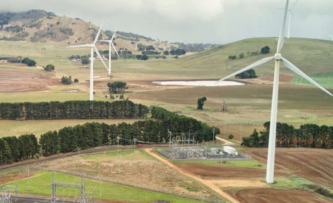 Victoria locks in Gippsland shoreline REZ 