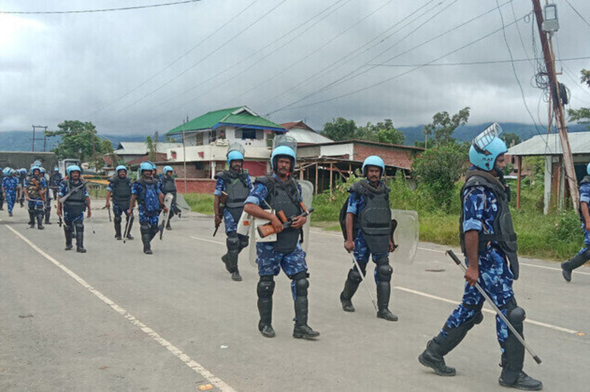 India neutralizes explosives discovered in violence-hit region  media
