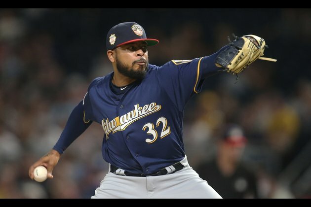 Reports: Cubs sign reliever Jeffress to one-year deal