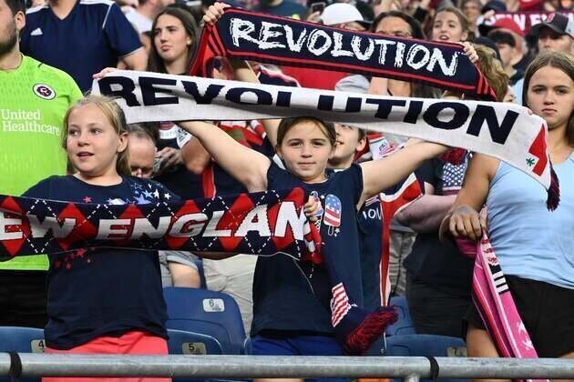 Revs promote Curt Onalfo, Chris Tierney in front office