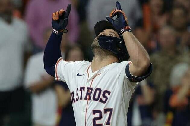 Astros take season series from Rangers, move back atop AL West