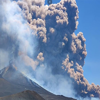 Italy: Mount Etna volcano erupts in Sicily with massive ash cloud