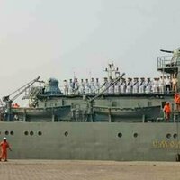 Russian warship continues African tour (PHOTOS)