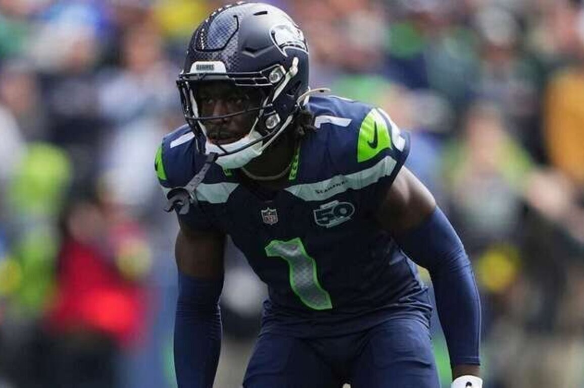 Cowboys agree to terms on deal with CB Derion Kendrick