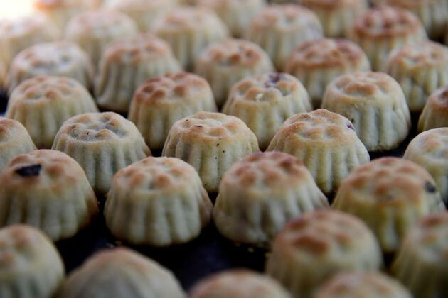 Mideast in Pictures: Sweet delights of Eid