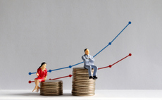 UK financial services' 30% gender pay gap weakening ability to recruit top talent 