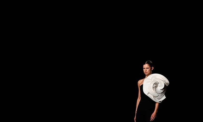 With no live audiences, NY Fashion Week tries to support US designers With no live audiences, NY Fashion Week tries to support US designers