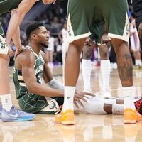 Report: Bucks F Giannis Antetokounmpo (calf) out 2-4 weeks