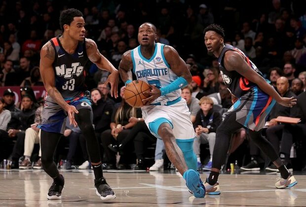 Terry Rozier, Hornets hang on, edge Nets