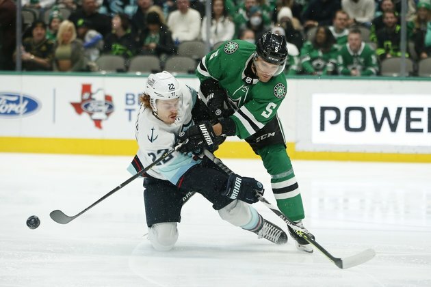 Joe Pavelski helps Stars stay hot, defeat Kraken