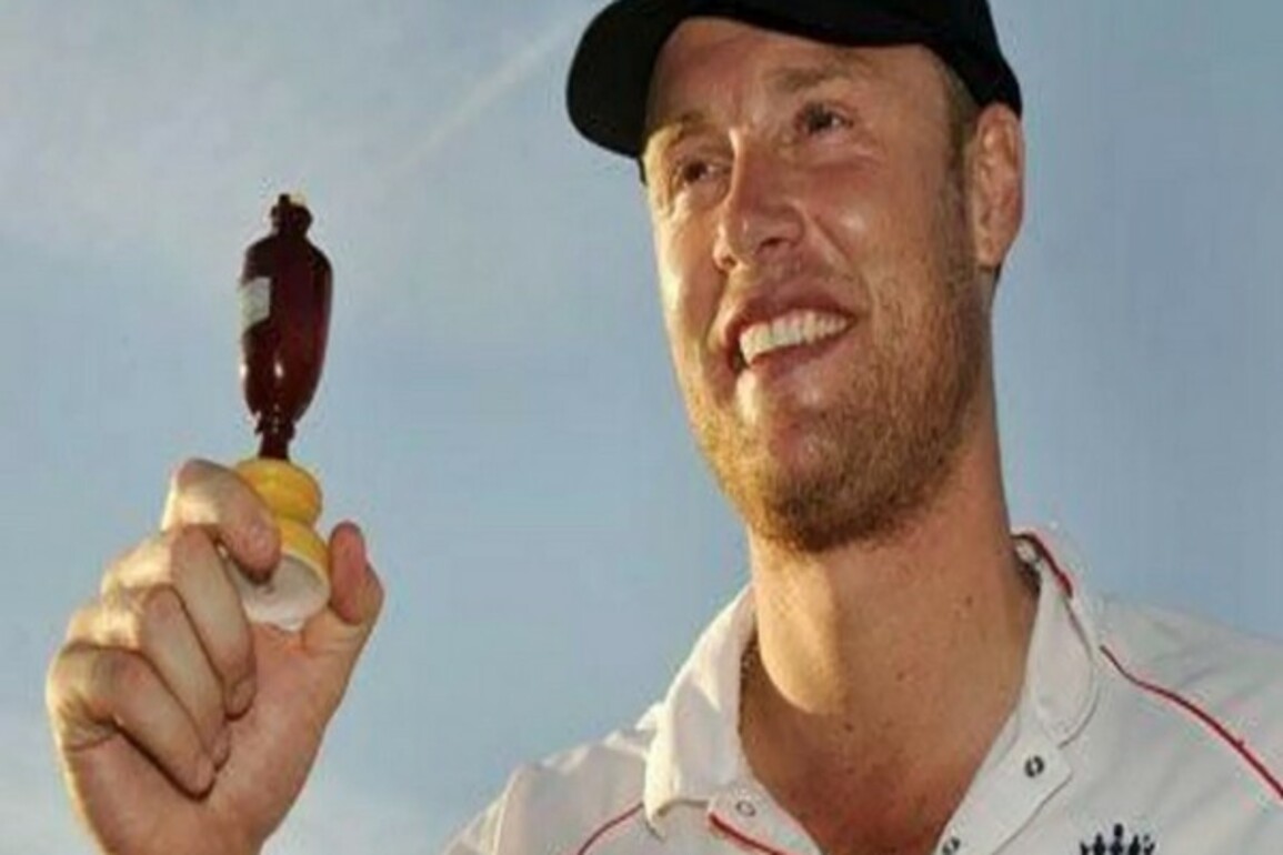 "He is incredible, the best England coach": Andrew Flintoff hails Brendon McCullum