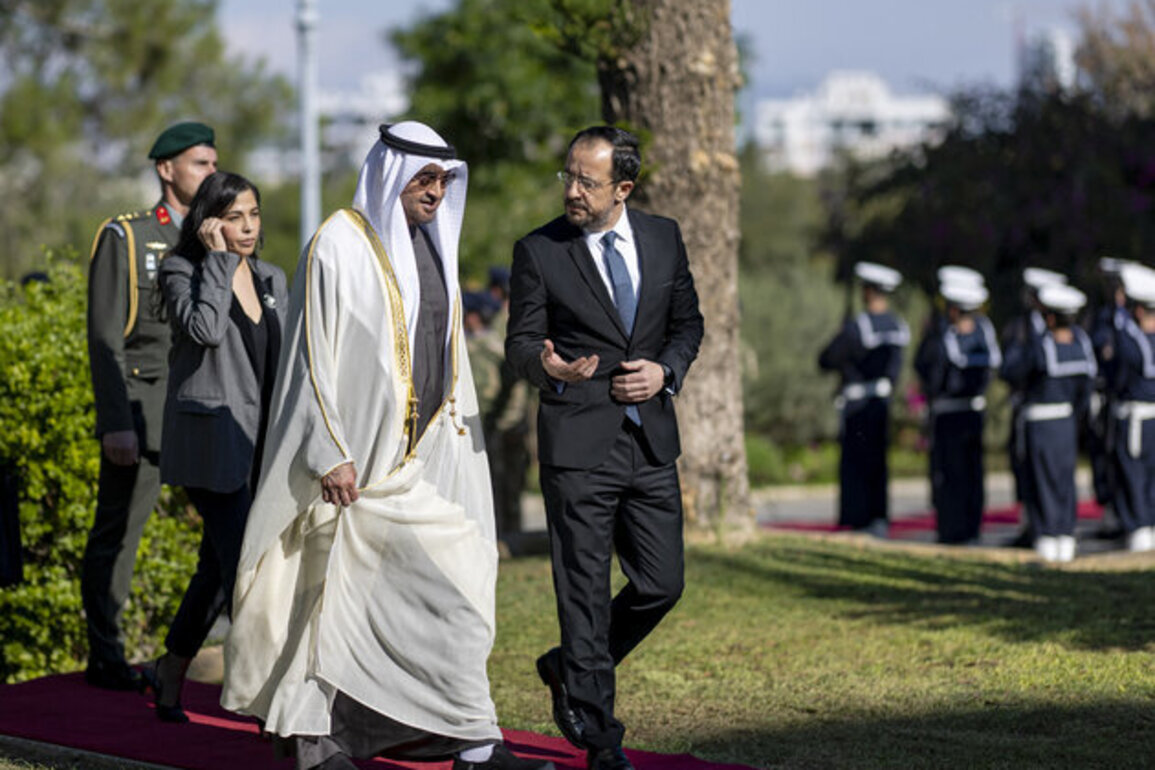 UAE President receives official welcome at Presidential Palace in Nicosia