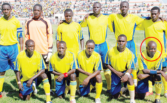Ttiimu ya KCC eyakuba Ferroaviaro eya Mozambique ggoolo 2-0 mu mpaka za 'CAF Champions League' nga February 14, 2009 e Nakivubo. Mu ssaako ye Hausi Kaaya Ttiimu ya KCC eyakuba Ferroaviaro eya Mozambique ggoolo 2-0 mu mpaka za 'CAF Champions League' nga February 14, 2009 e Nakivubo. Mu ssaako ye Hausi Kaaya