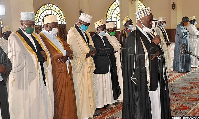 Muslims demand reopening of Mosques Muslims demand reopening of Mosques