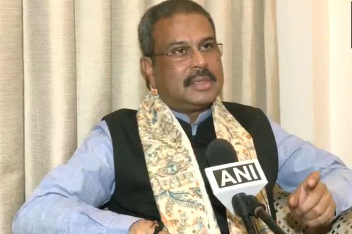 "Those who created Jungle Raj are dreaming of bringing moon, stars, but BIhar will reject them", Dharmendra Pradhan slams opposition