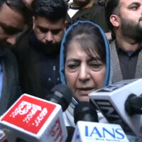 Mehbooba Mufti calls for JK CM intervention on FTAs; Expresses fear of dilution of apple import duties