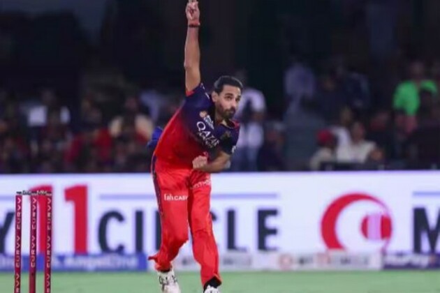 "Same but different": Bhuvneshwar on partnership with Josh, Yash in RCB's pace unit