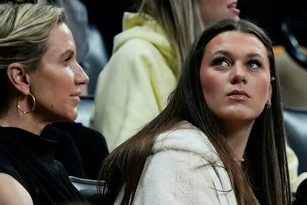 5-star PG Kate Harpring commits to North Carolina