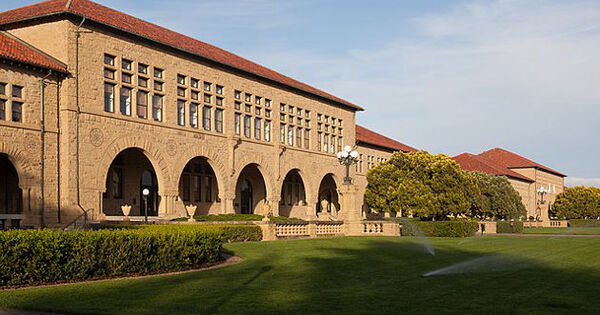 US sees sharp 17% drop in foreign student numbers as visa hurdles rise