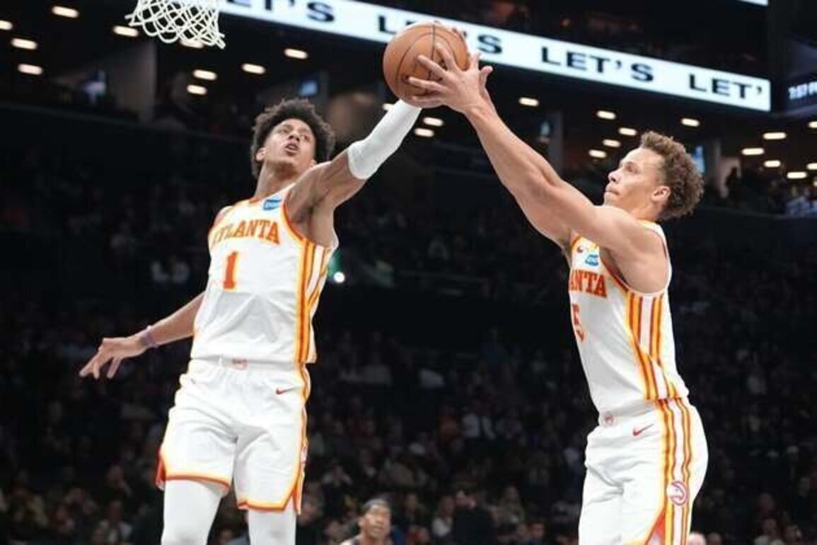 Hawks keep rolling with wire-to-wire demolition of Nets