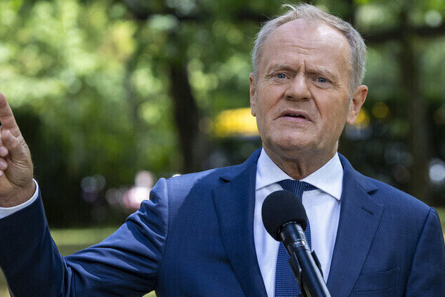 Sober up  Polish PM tells Ukraine