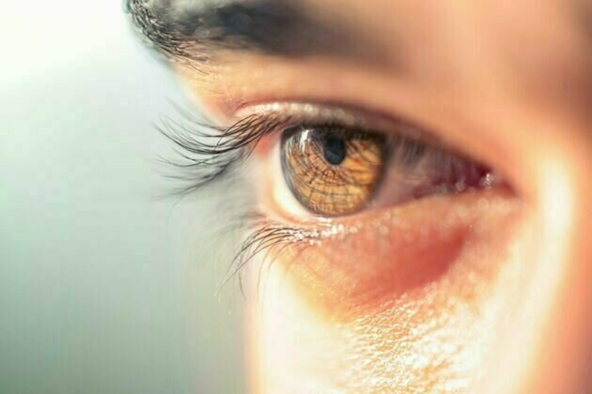 Men are shaving off their eyelashes on TikTok. Here's why that might be a bad idea