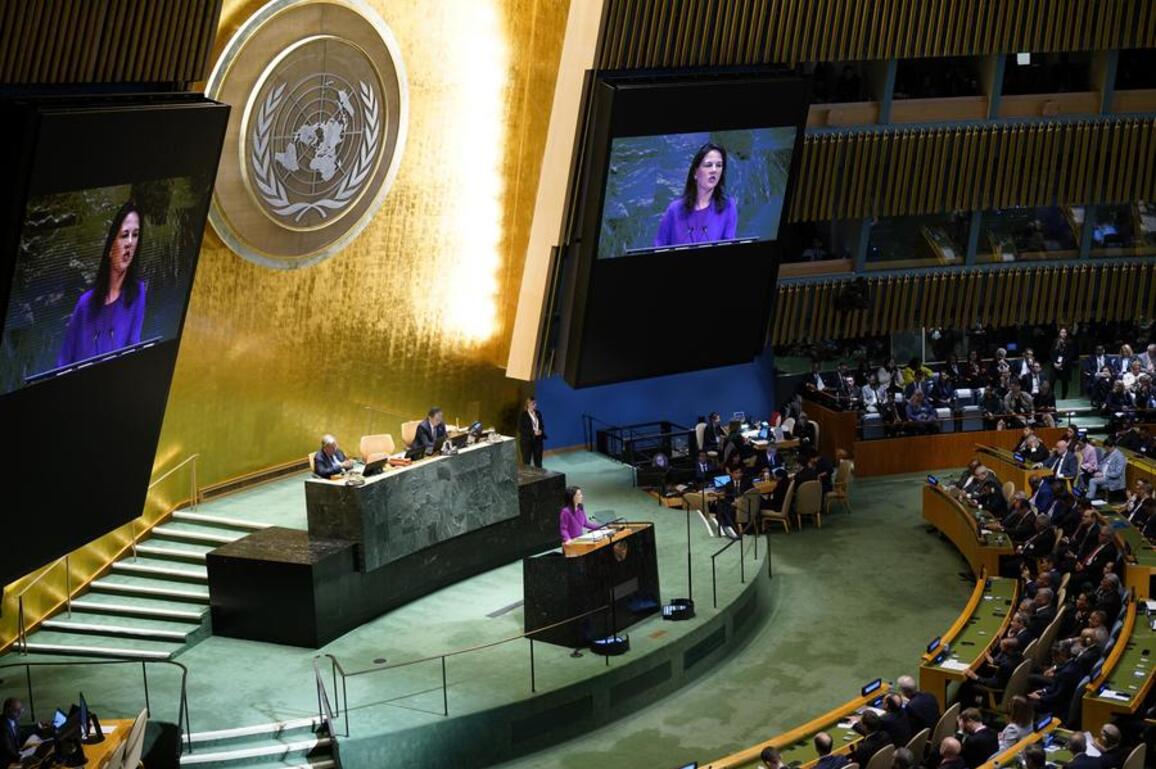 UN hosts summit to press for financial reform
