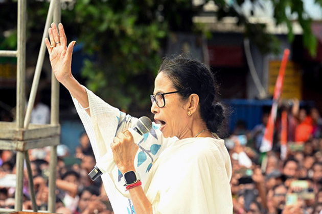 West Bengal CM Banerjee hails record public turnout as 'Amader Para, Amader Samadhan' crosses one crore visitors