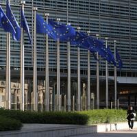 Roundup: EU proposes new countermeasures amid trade dispute with U.S.
