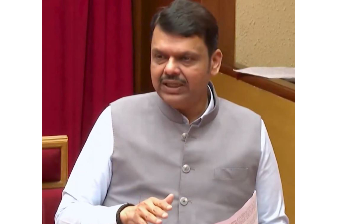 Maharashtra set to implement new Lokyaukta act with strict anti-corruption provisions even as activist Anna Hazare warns of strike