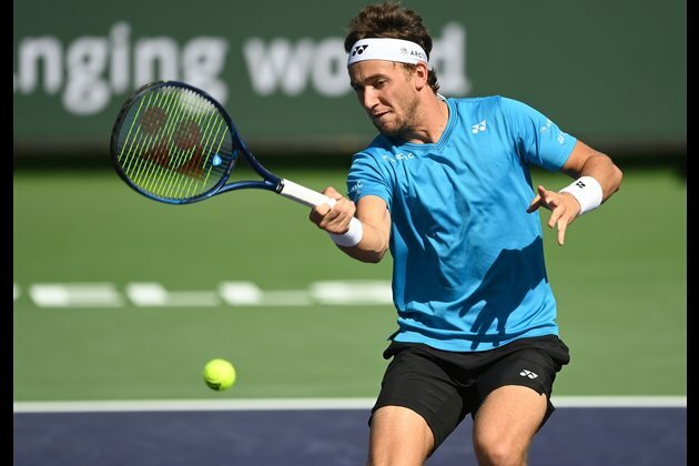 Casper Ruud comes back for 3rd-round win in Indian Wells
