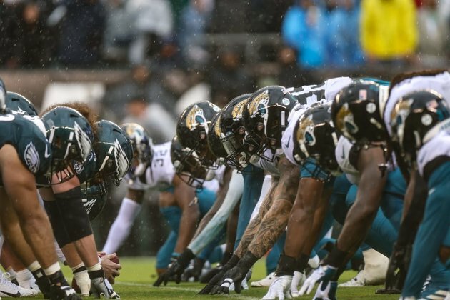 O-Zone Late Night: Eagles 29, Jaguars 21