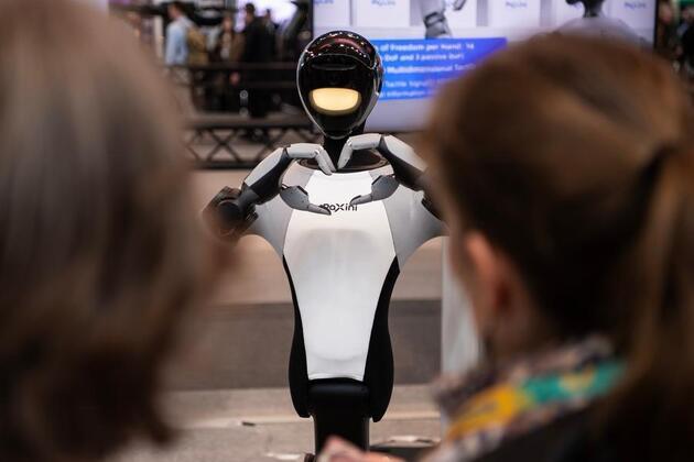 World Insights: Beyond "brain in jar," industrial AI redefines factory floor