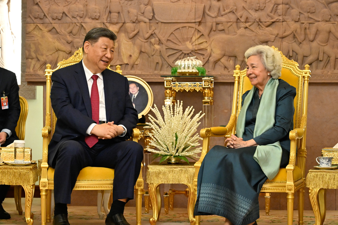 CAMBODIA-PHNOM PENH-CHINA-XI JINPING-CAMBODIA'S QUEEN MOTHER-MEETING