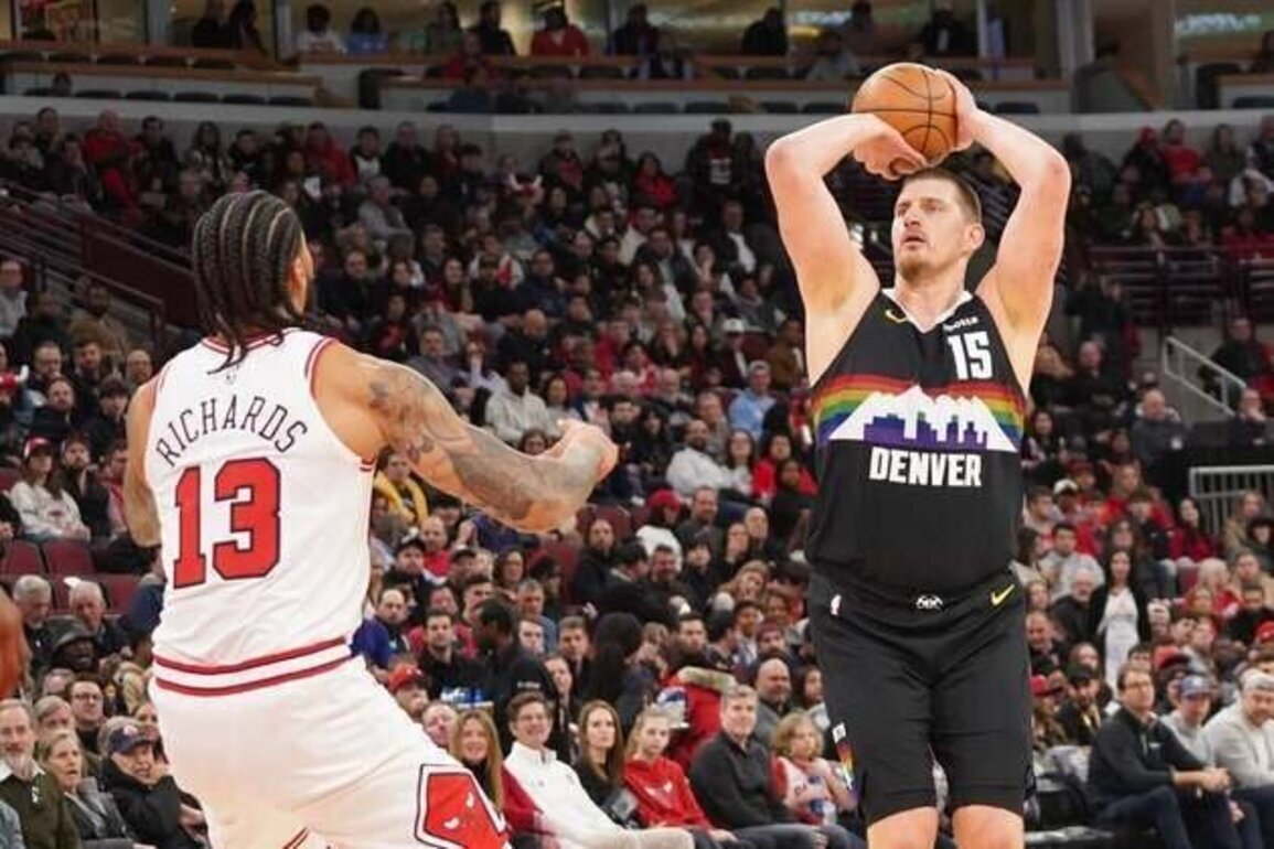Nuggets surge past Bulls with strong 4th quarter