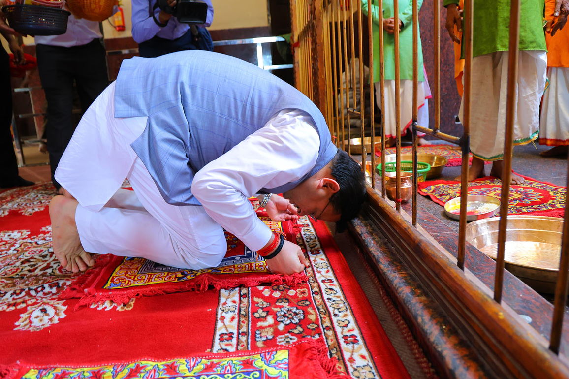 Uttarakhand CM Dhami visits "presiding deity" of state Dhari Devi Temple in Pauri